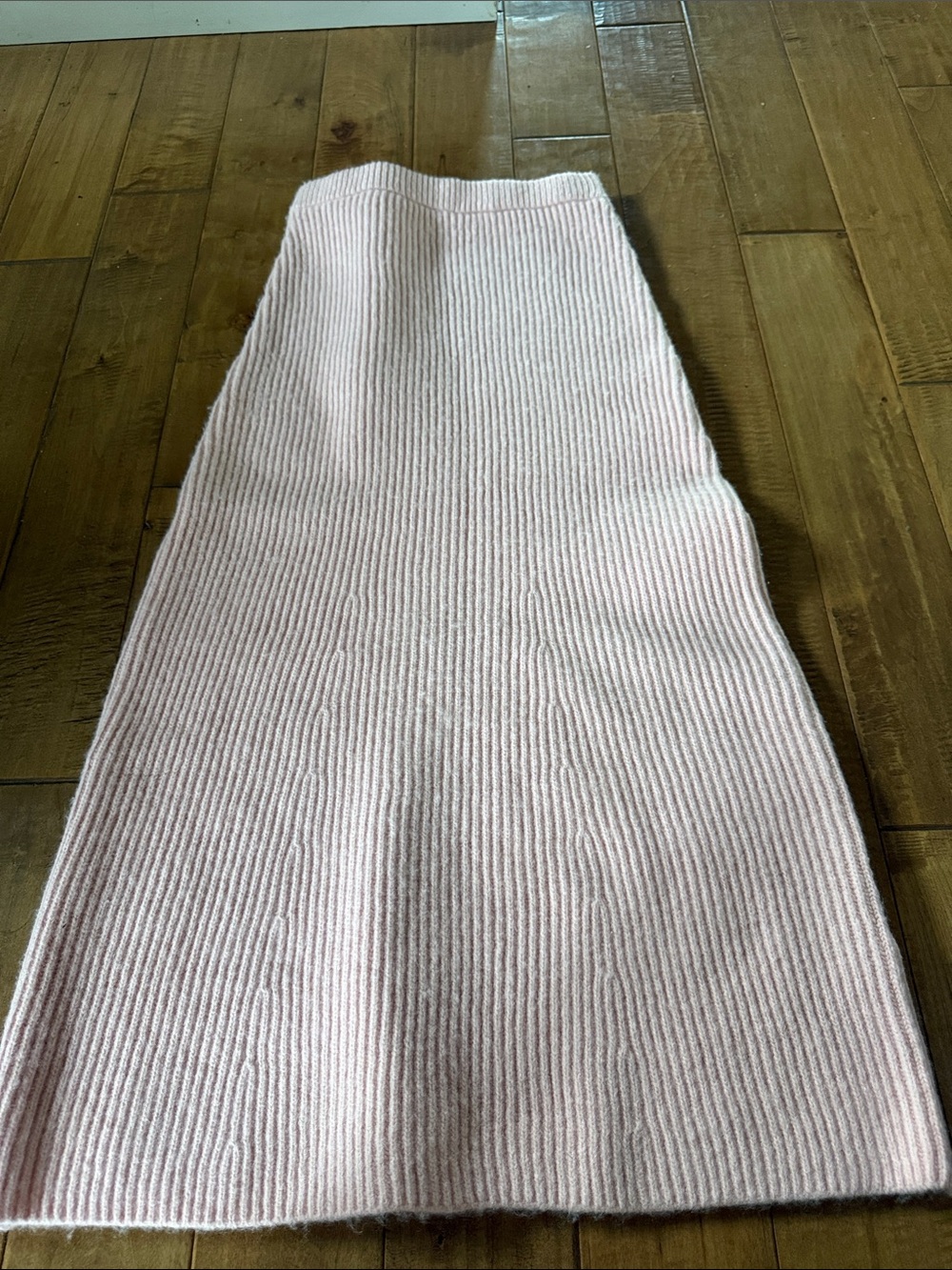 H&M Ribbed Midi Skirt in Light Pink
